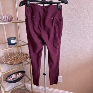 Mondetta Burgundy High Rise Pocket Leggings Women’s M